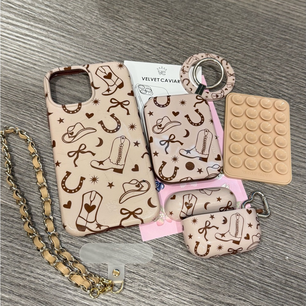 Velvet Caviar “Rodeo Drive” iPhone 13 Pro Max Case Set - Tan and Brown